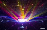 stand_bg jmj_480_2_480_01-001